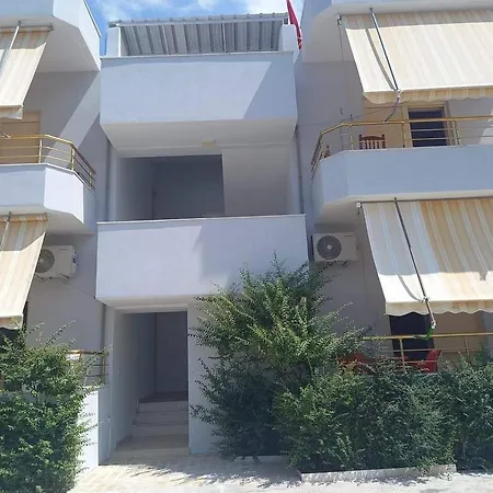 Brahimaj Appartament Casa vacanze *